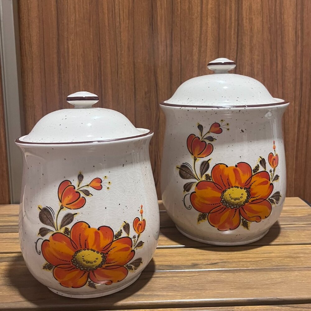 *Vintage 1970s Valencia Poppy Stoneware Canisters. Set of 2. Collectible